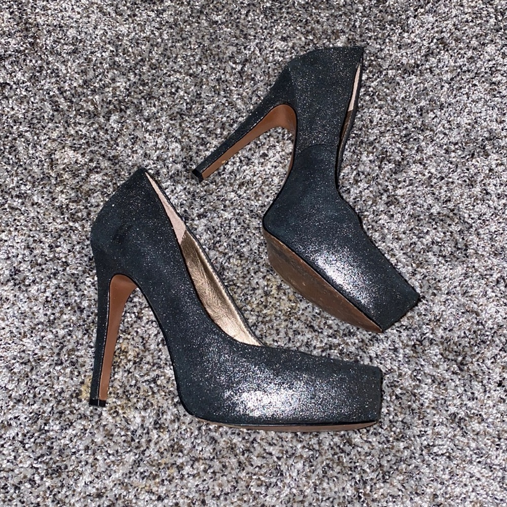 BCBG heels